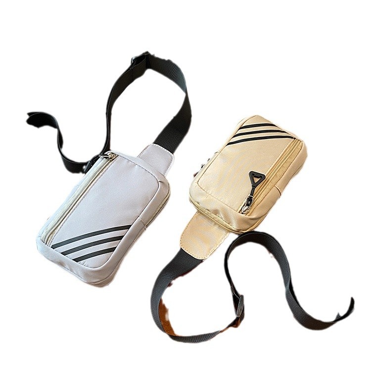 Fashionable crossbody phone bag, niche chest bag, mini crossbody bag, casual Japanese sporty small bag, light and simple single-shoulder bag Item Picture
