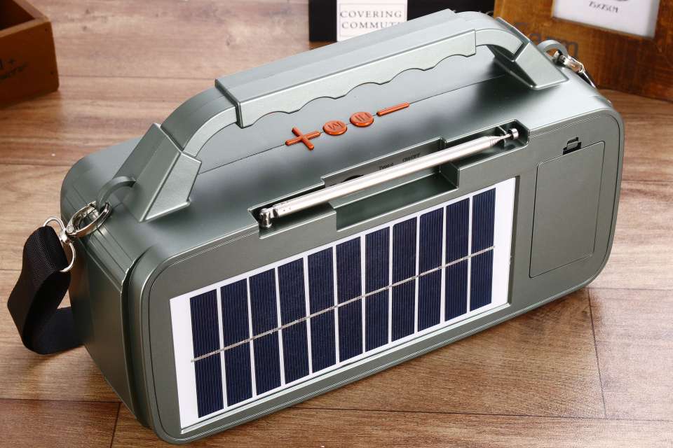 Solar panel Bluetooth speaker with radio, flashlight, USB flash drive and TF detail image 10