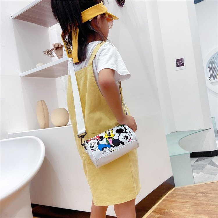Children's bags, kindergarten cartoon bags, cute single-shoulder crossbody fashionable gifts and accessories for boys and girls, bucket small leather bags Application Scenario