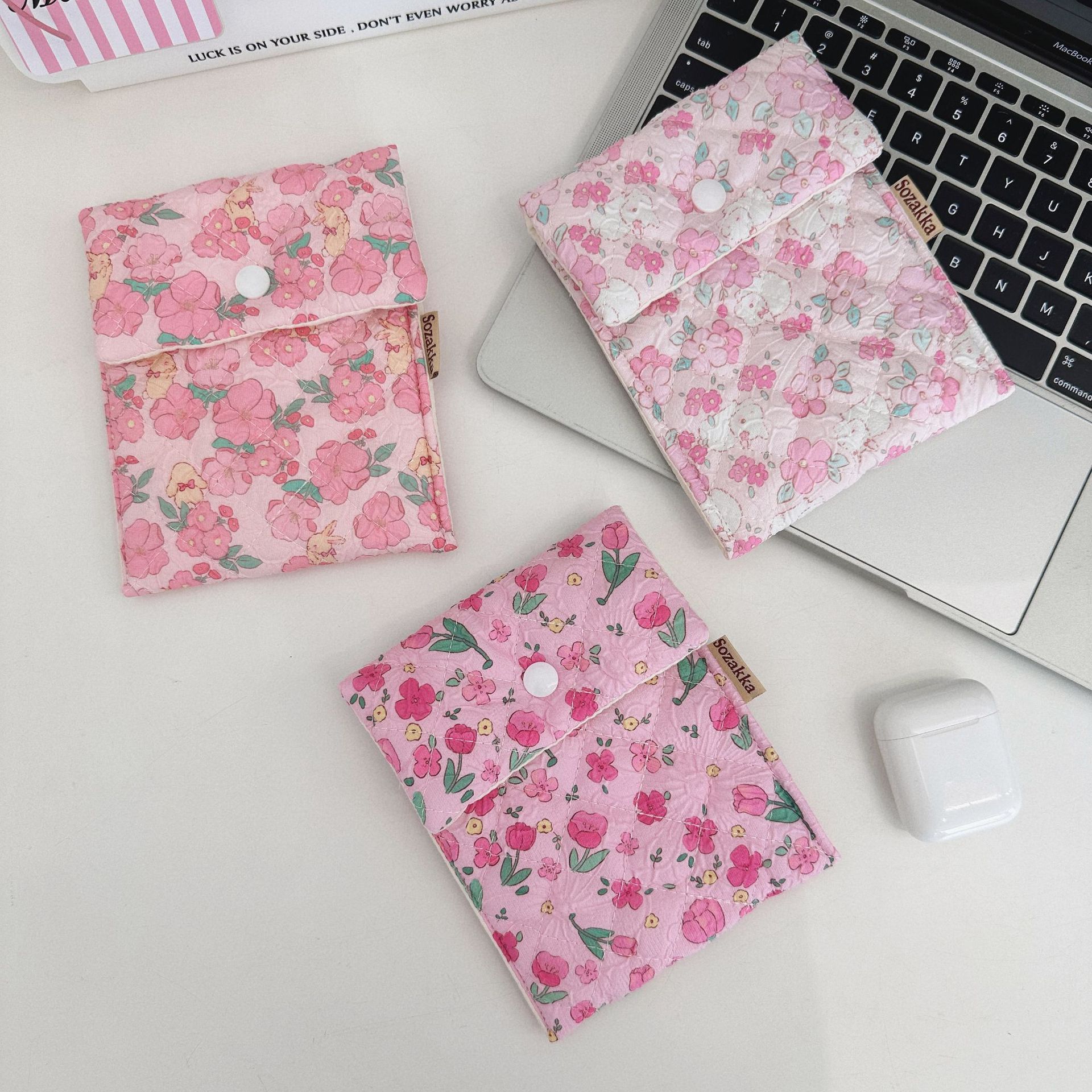 46271 Cute Sanitary Napkin Storage Bag, embossed Cartoon bear Sanitary Bag, Portable Storage bag for Going out, Makeup Touch-up bag details Picture