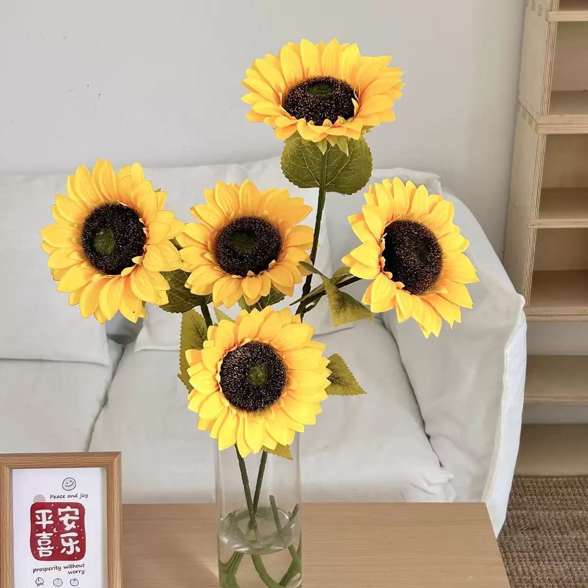 Sunflower simulation flower, artificial flower, single sunflower, home indoor dance handheld prop, flower illustration simulation bouquet full figure