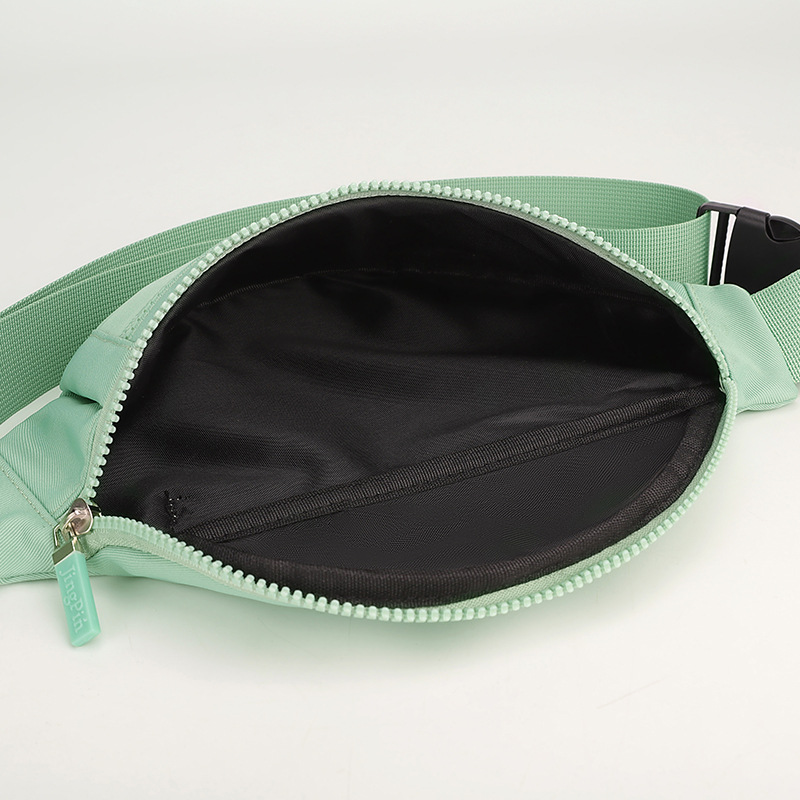Cross-border style versatile waist bag for ladies, Korean-style casual Oxford fabric single-shoulder bag, multi-layered loose change mobile phone crossbody bag Application Scenario