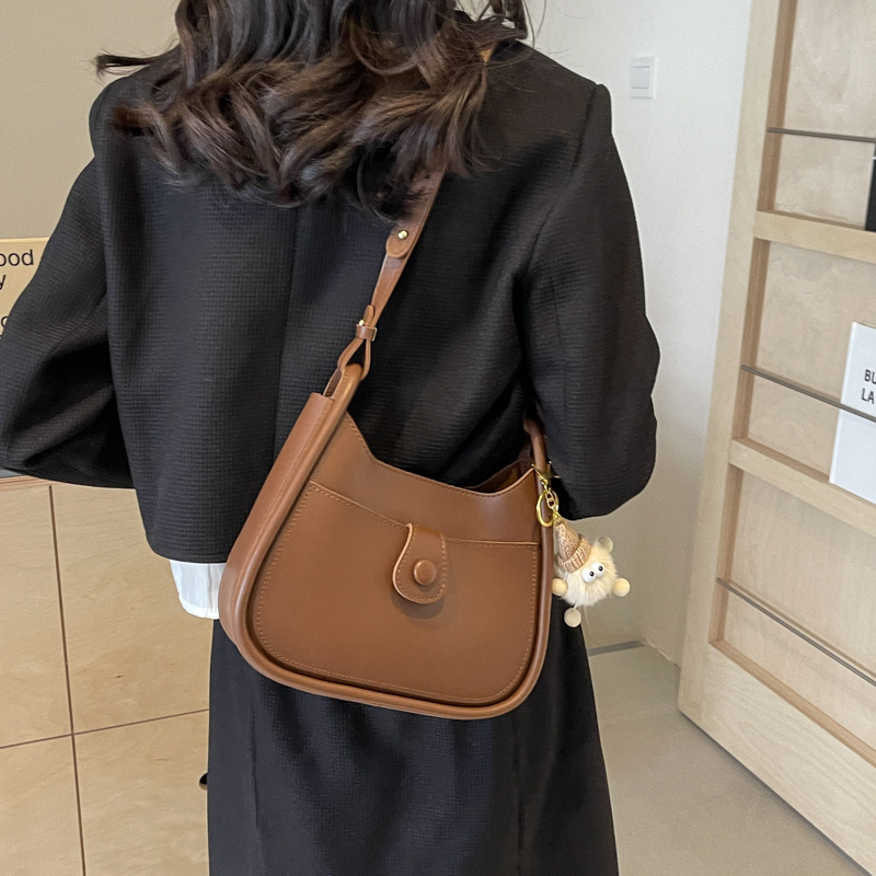 Retro and elegant casual tote bags are selling well. Korean style fashionable and fresh handbag, commuting crossbody single-shoulder bag, cross-border Specification drawing