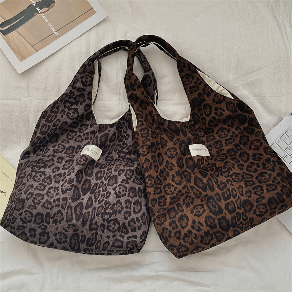 410272 Super Popular Leopard Print large-capacity Suede velvet Bag for Women 2024 New Tote Bag Lightweight vest bag full figure