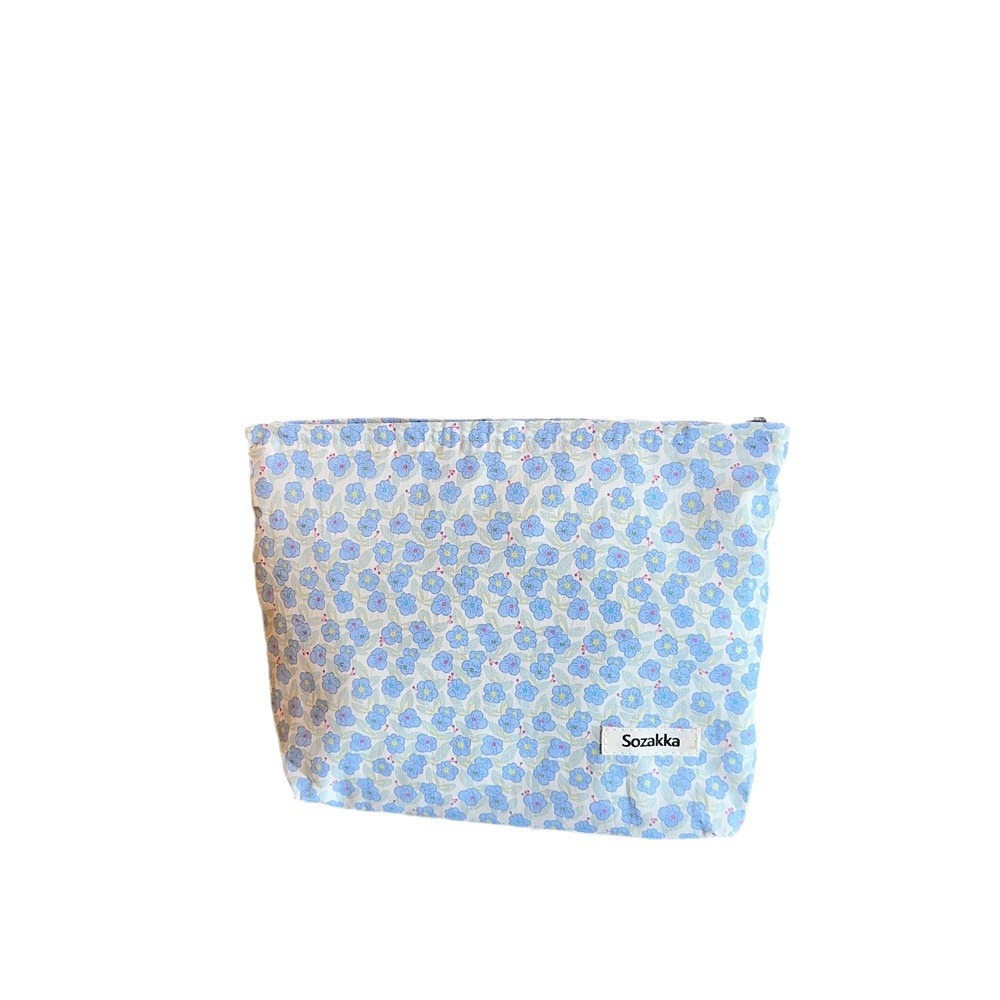 3432 ins Niche floral makeup bag, lotion and skin care product storage bag, portable large-capacity inner liner bag for women Item Picture