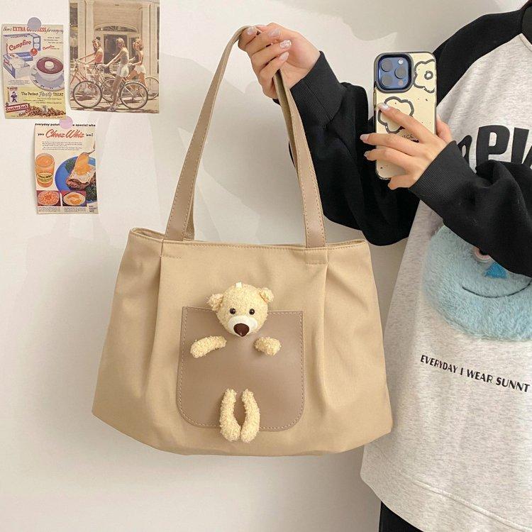 Japanese-style casual large-capacity nylon single-shoulder bear girls' bag, new autumn and winter crossbody bag, cute girl tote bag undefined