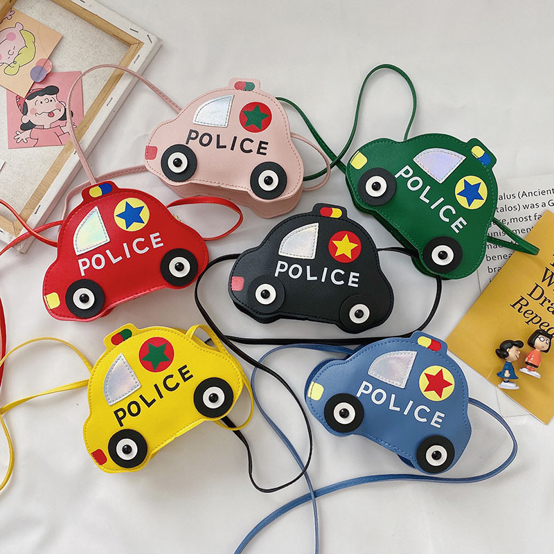 The 2024 new cute cartoon little bag for children, a creative and personalized crossbody bag, and a cute baby coin purse full figure