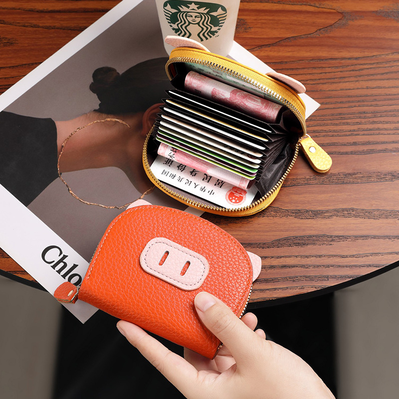 【 In Stock 】2024 New short PU wallet with lychee pattern, cartoon multi-compartment women's organ card case and card holder Application Scenario