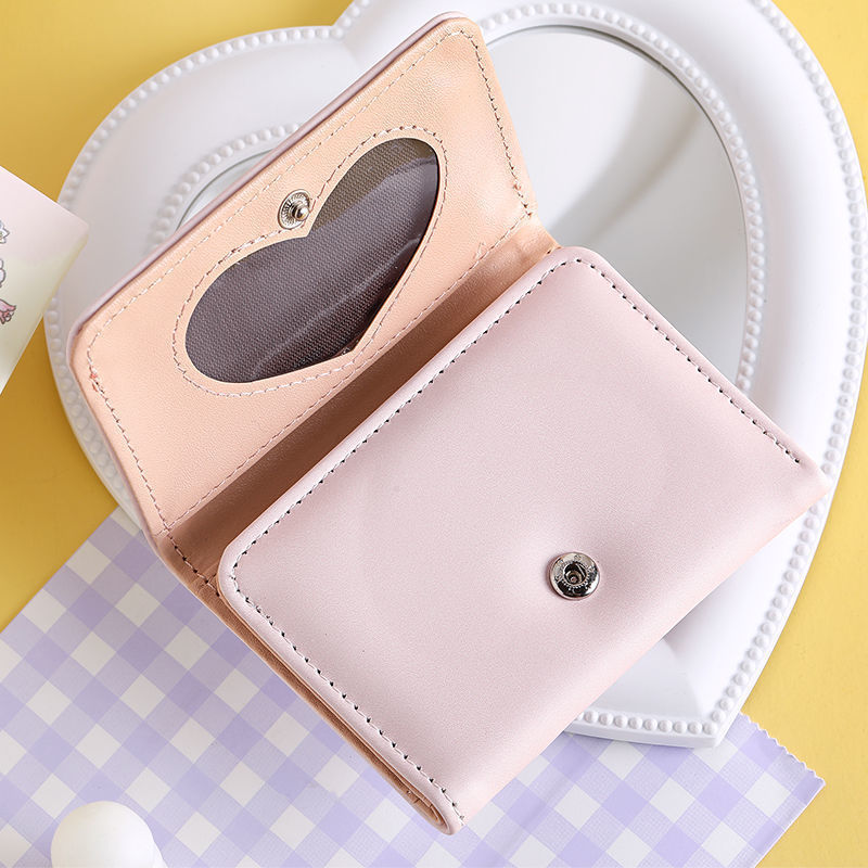 The "Girl Dream Spring Picnic Series" rabbit-bear wallet features a cute and original design with anti-demagnetization and multi-slot magnetic buckle details Picture