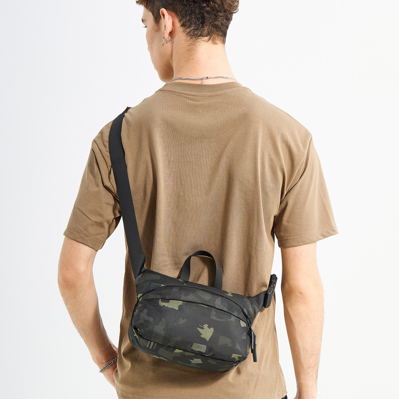 WEPOWER's new minimalist hand-held chest bag, business Korean-style men's crossbody bag, casual sports mobile phone shoulder bag details Picture