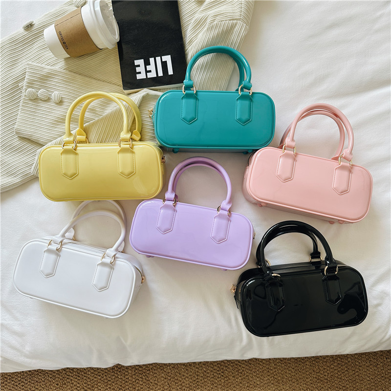 2025 New PVC jelly bag, candy-colored pillow bag, crossbody and hand-carry trendy and fashionable large-capacity ladies' bag full figure
