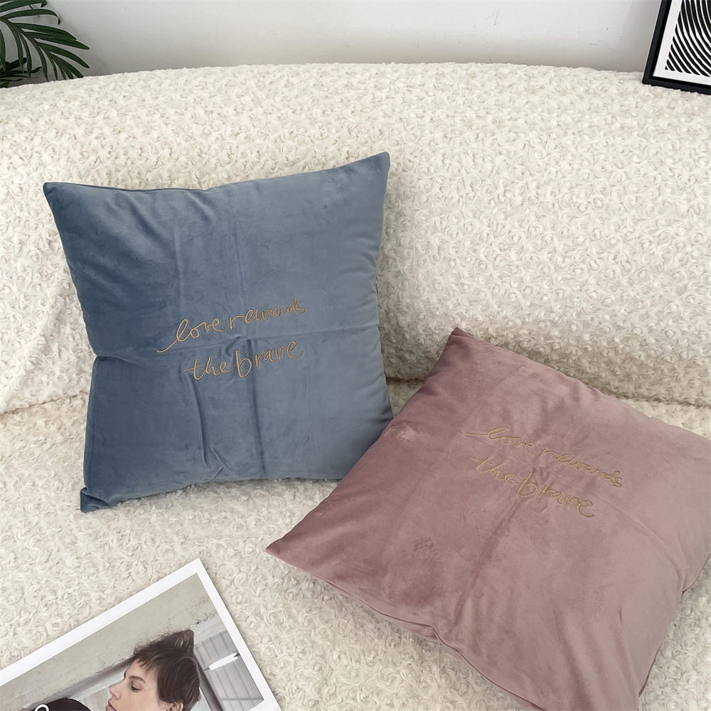 bj412312 Morandi embroidered letter solid color pillowcase, car pillow cover, crystal velvet sofa pillowcase Application Scenario