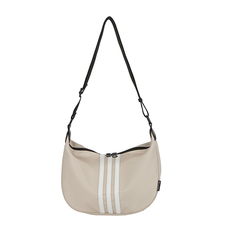 Oxford Cloth Bag Women's large-capacity 2023 new niche design high-end crossbody bag, a popular and best-selling dumpling bag Item Picture