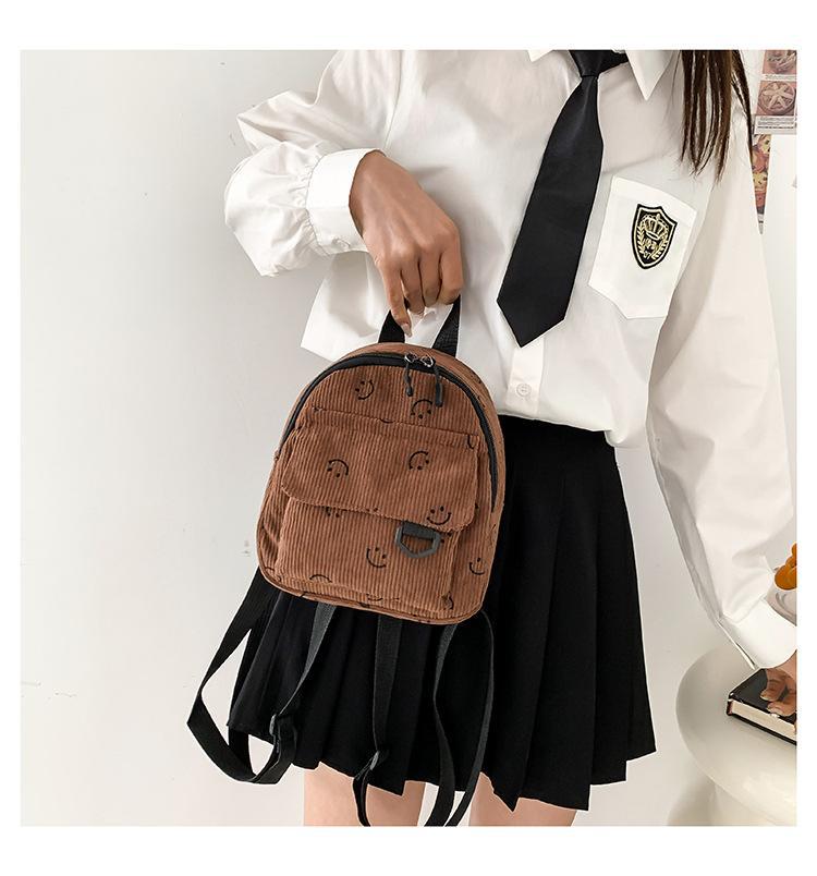 British-style versatile and cute single-shoulder mini crossbody bag 2023 new artistic and casual small bag backpack batch undefined