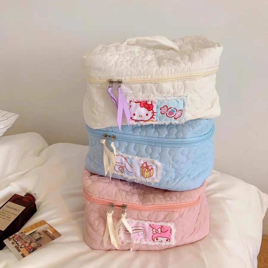 Cute candy-colored cosmetic bag for women, portable travel, large-capacity toiletry bag, skincare products, hand-held cosmetic bag, storage bag full figure