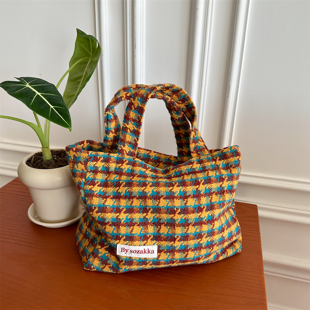 311021 Autumn and winter large-capacity women's bags, new fashionable thousand-bird checkered hand-held tote bag, casual woolen bag full figure