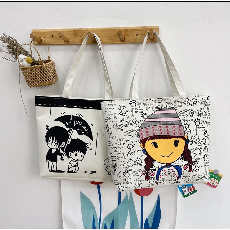 Wholesale of large-capacity single-shoulder tote bags, cross-border casual and fashionable printed canvas bags, Oxford fabric trendy small square bags for women details Picture
