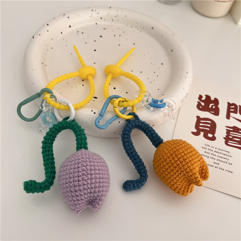 11281 Hand-knitted tulip pendant, women's fresh bag, keychain pendant, schoolbag accessory, Japanese and Korean style for girls full figure