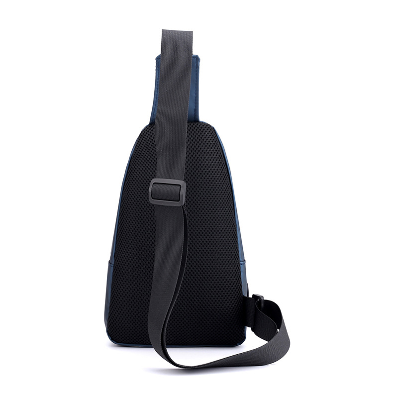 Cross-border exclusive new fashionable men's chest bag, trendy casual single-shoulder crossbody bag, outdoor waterproof mobile phone case Application Scenario