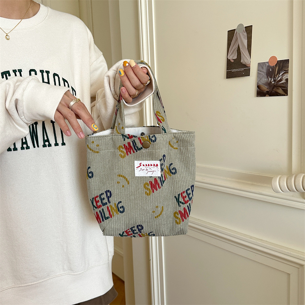 3924 corduroy cute casual handbag, canvas bag, hand-held little girl bag, portable bento bag, lunch box bag Application Scenario