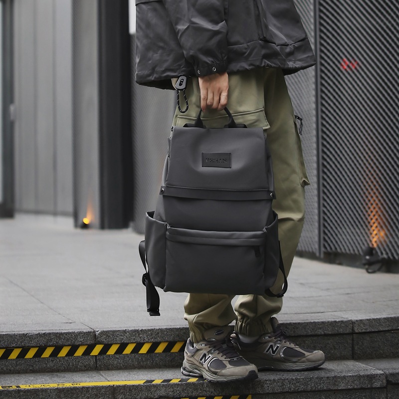 WEPOWER's new trendy backpack is a large-capacity backpack for both male and female students, a simple and casual hand-held backpack for commuting Specification drawing