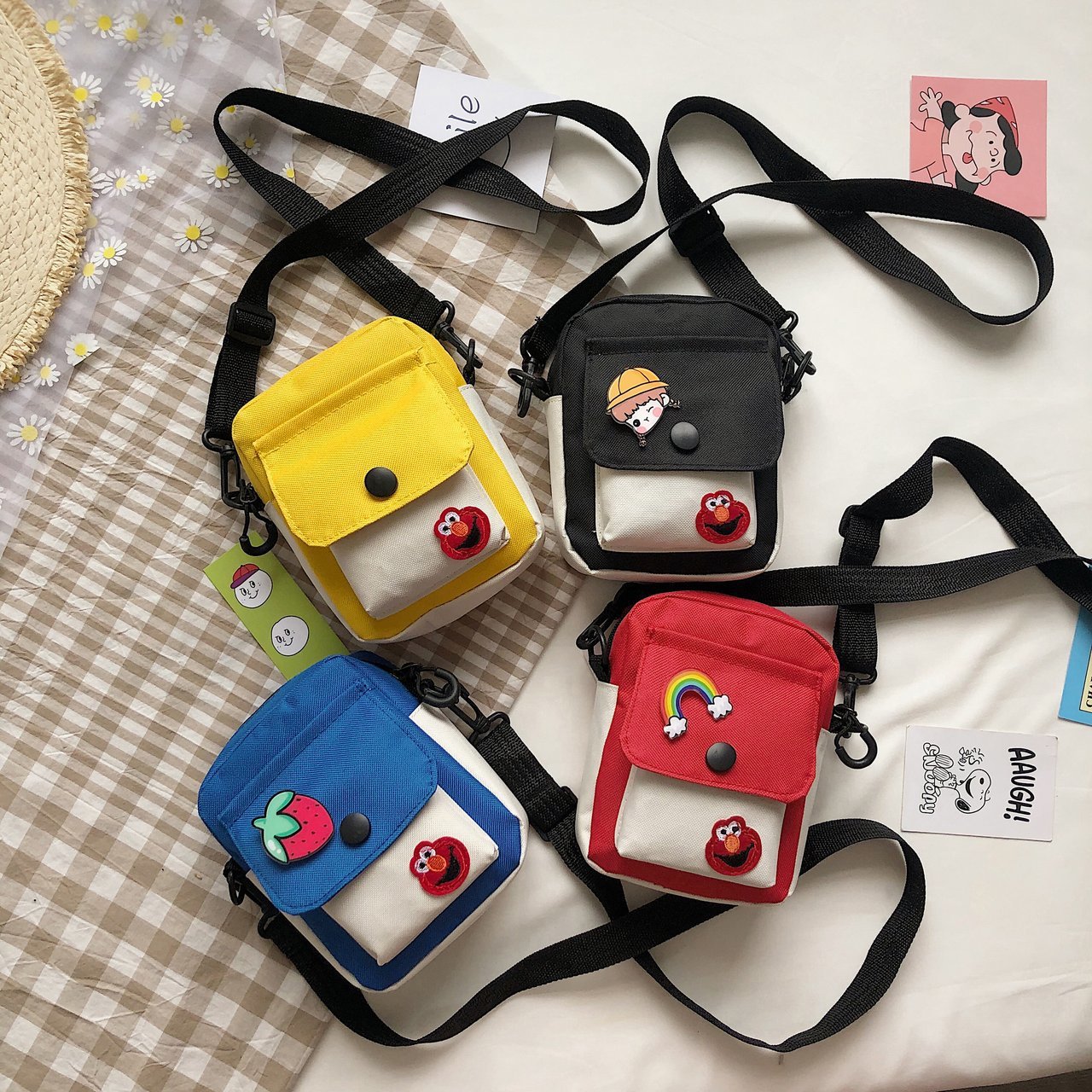 Sesame Street Crossbody Bag for Girls 2024 New style Canvas cartoon student small crossbody bag Fresh and sweet single-shoulder small bag for girls full figure