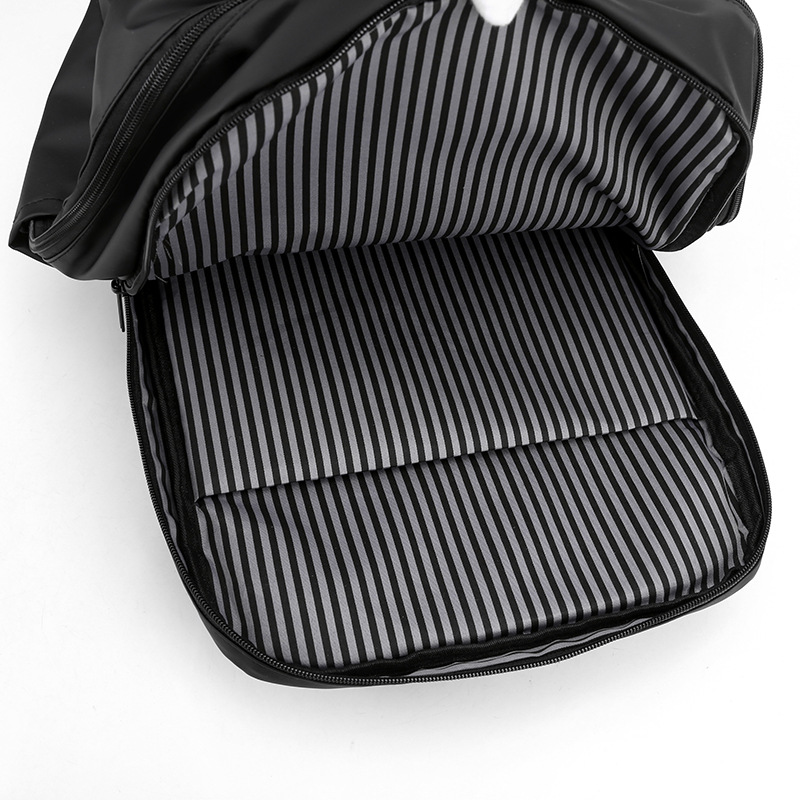 Factory direct sales of new men's business backpacks, large-capacity casual travel backpacks, and Korean version student computer schoolbags Item Picture