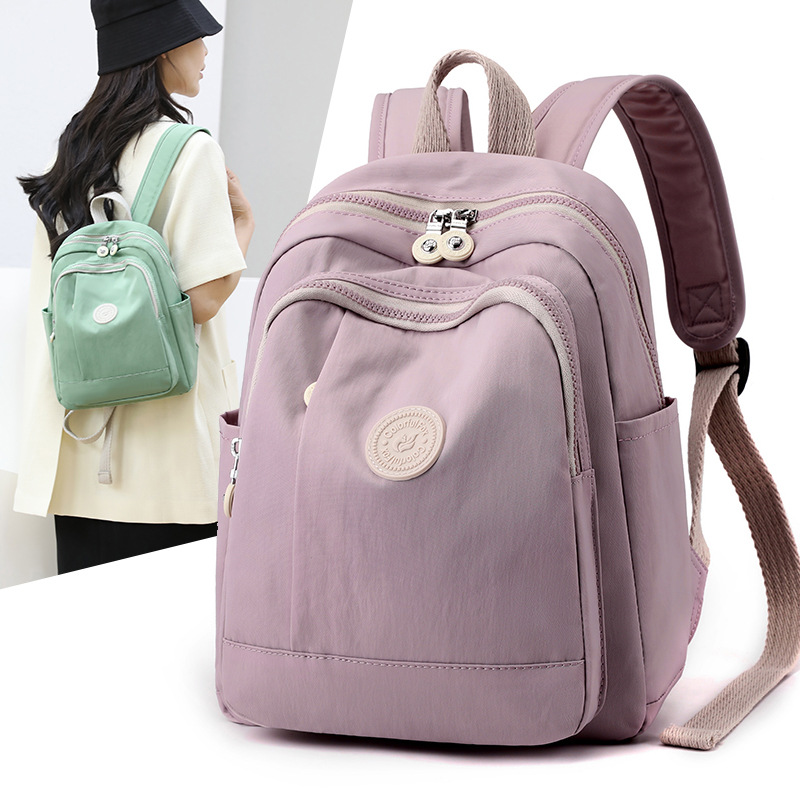 Colorful Fox's new summer backpacks are fashionable and trendy, with contrasting colors. They are large-capacity water-resistant bags for women full figure