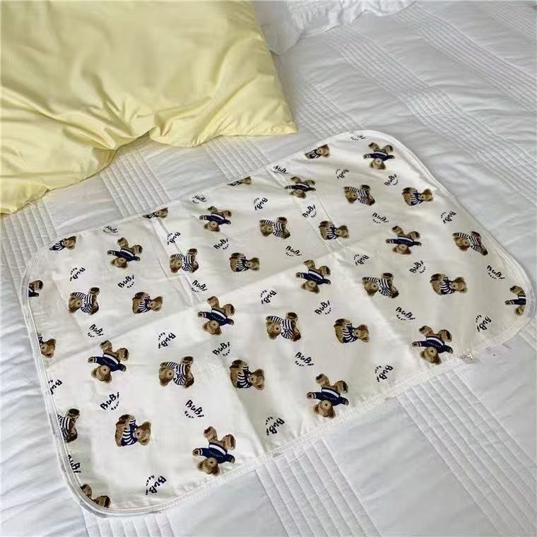 Cute little bear menstrual pad, cartoon mattress for girls during menstruation, leak-proof pad, urine isolation pad, adult waterproof and washable details Picture