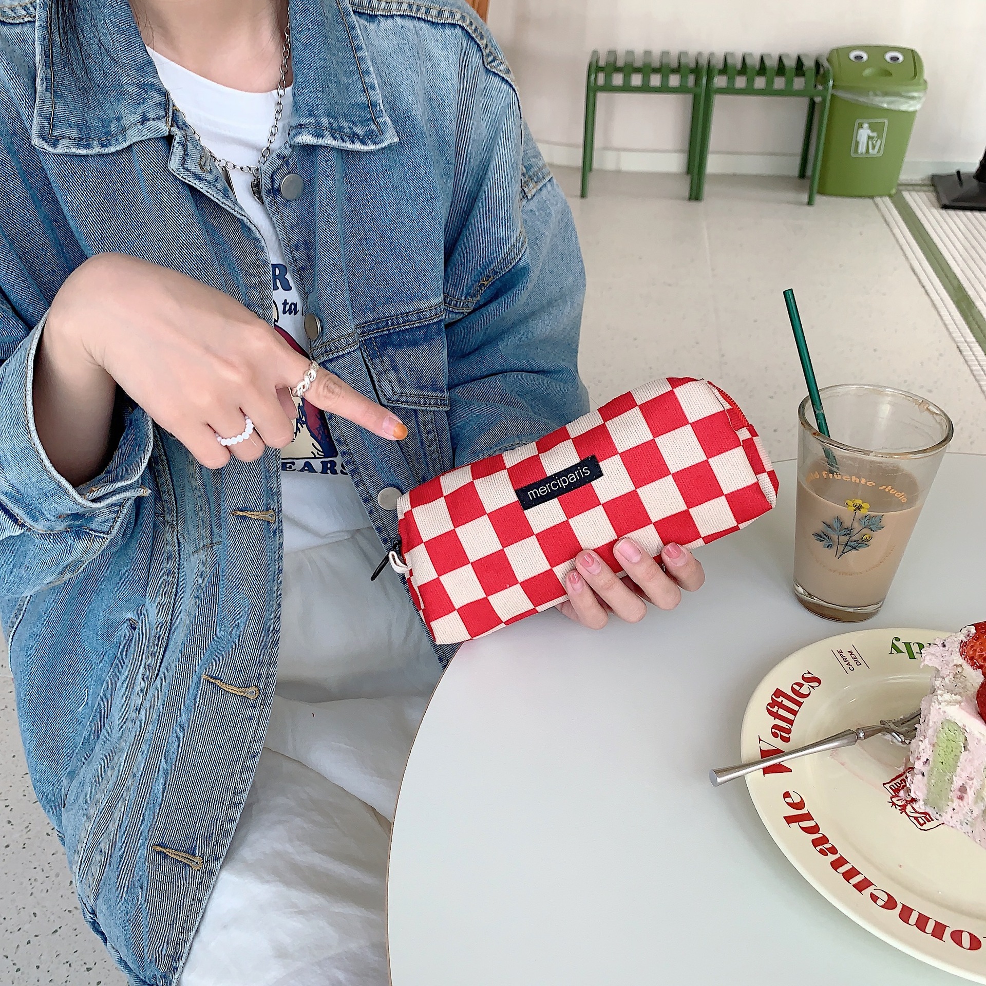 11271 Corduroy artistic pen case, large capacity for Japanese and Korean girls, student stationery, pencil case, storage and makeup bag Specification drawing