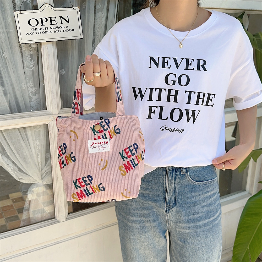 3924 corduroy cute casual handbag, canvas bag, hand-held little girl bag, portable bento bag, lunch box bag Specification drawing