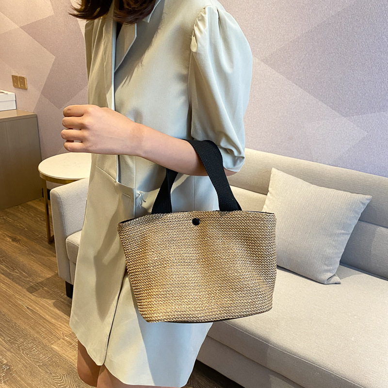ins2020 New trendy summer beach vacation fashion woven bag, retro handbag, straw woven bag for women details Picture