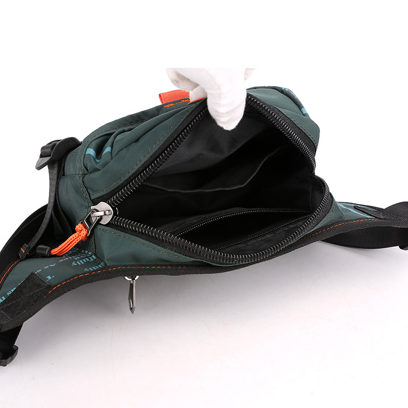 Cross-border exclusive outdoor trendy waist bag, new Korean version men's chest bag, running headphones, close-fitting waist bag, crossbody bag Item Picture