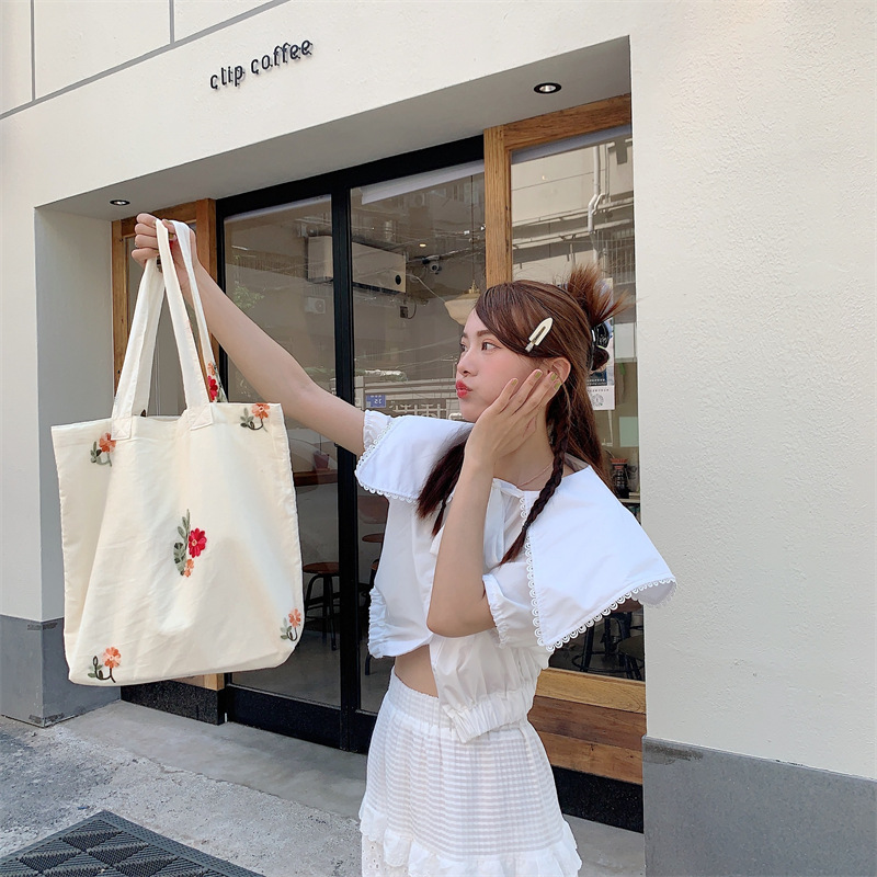 27192 ins gentle floral cotton bag, single-shoulder canvas bag, large-capacity Nushu bag, daily matching bag Application Scenario