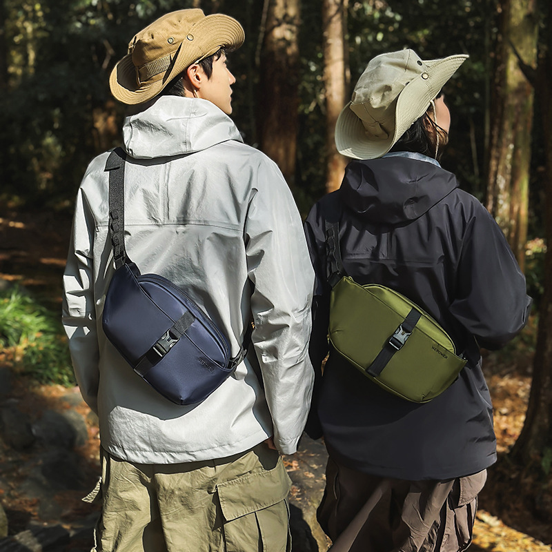 WEPOWER's new cross-border street commuting crossbody bag, travel and travel single-shoulder crossbody bag, trendy and personalized chest bag details Picture