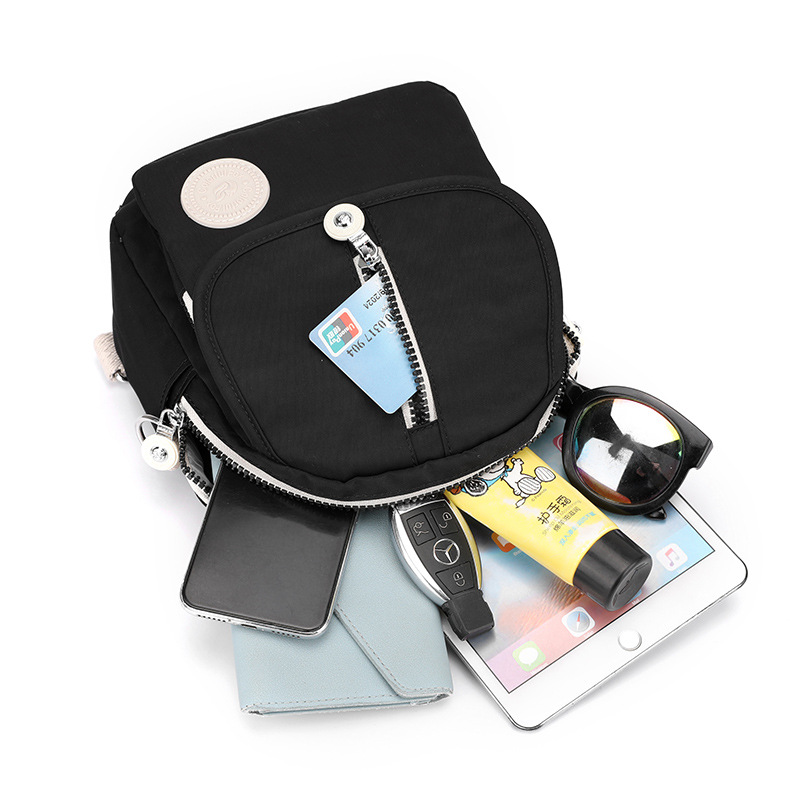 New women's single-shoulder bag, Japanese-style simple multi-functional backpack, outdoor casual, large-capacity fashionable color-blocking crossbody bag Application Scenario