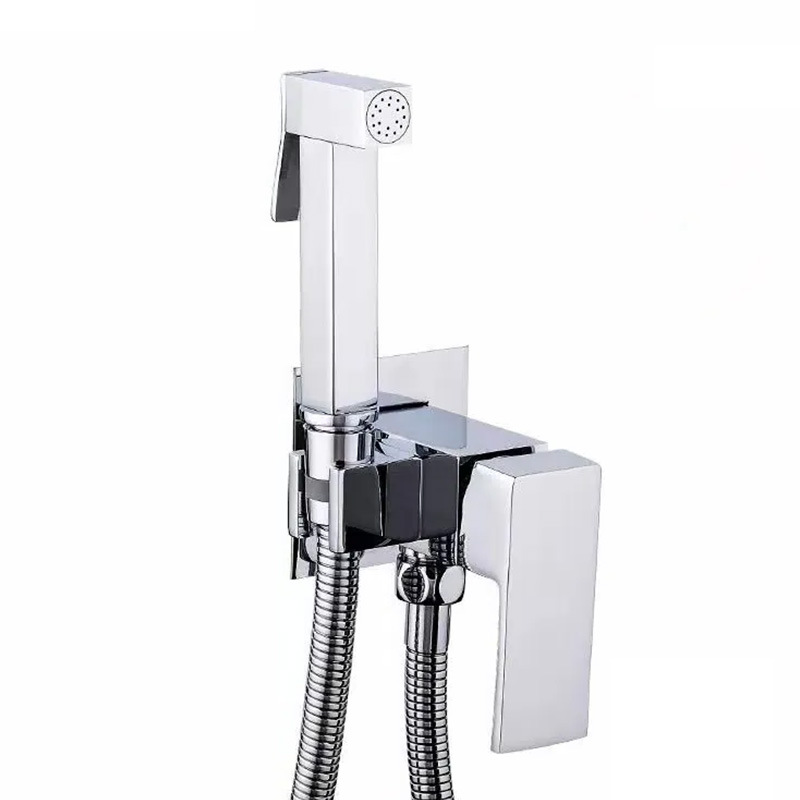 Cross-border all-copper toilet flushing spray gun, concealed installation of cold and hot single-hole square and round washbasin, toilet and bathroom cleaning water gun Application Scenario