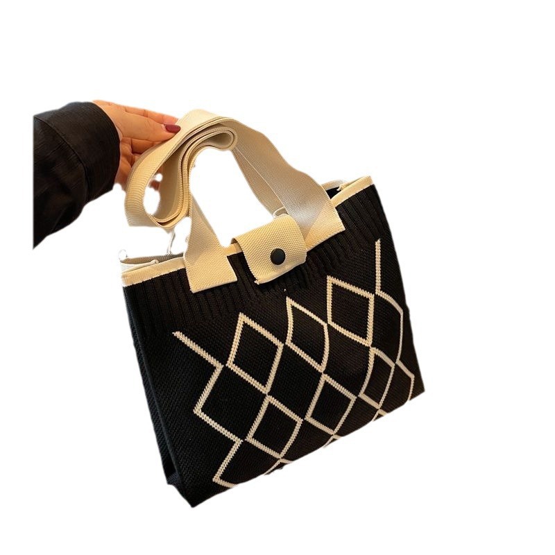 Korean-style knitted woolen bag for women, 2024 new stylish large-capacity handbag, versatile commuting single-shoulder tote bag Item Picture
