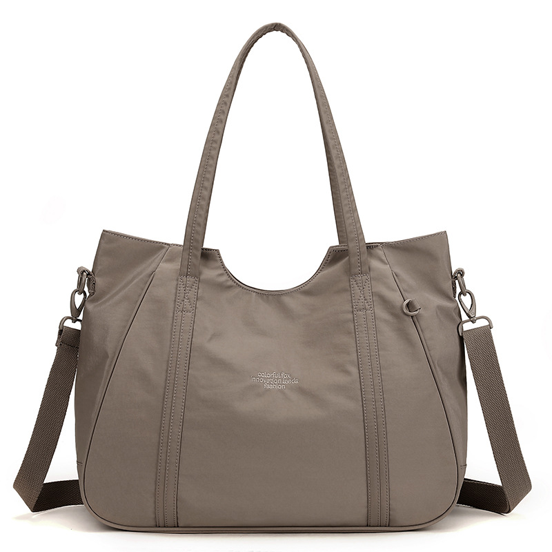 Colorful Fox 2025 New casual and versatile single-shoulder crossbody bag with large capacity tote bag Item Picture