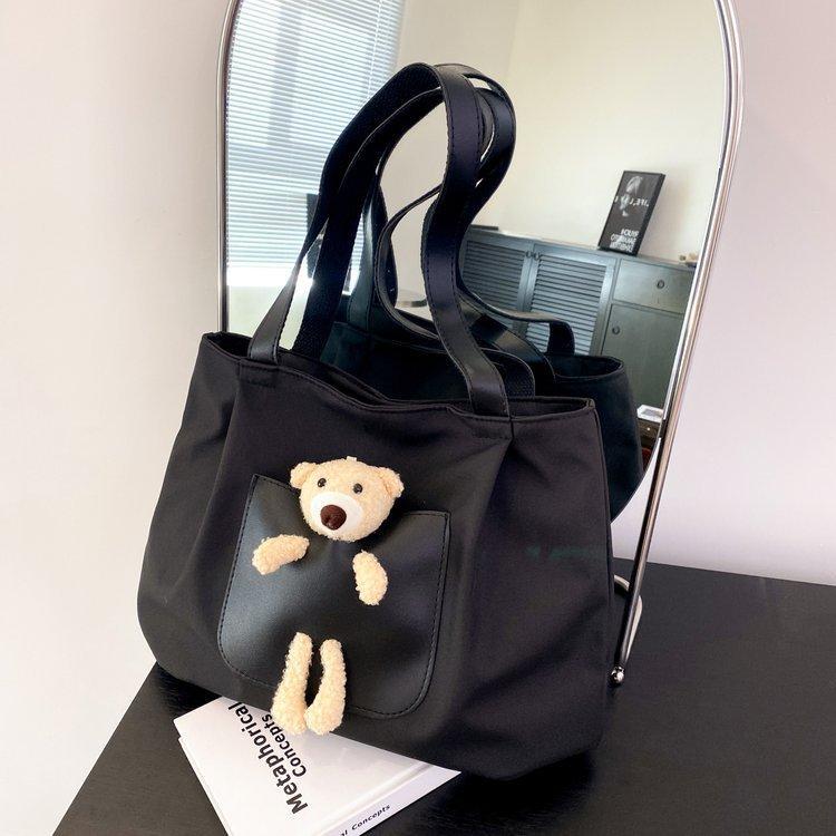 Japanese-style casual large-capacity nylon single-shoulder bear girls' bag, new autumn and winter crossbody bag, cute girl tote bag undefined