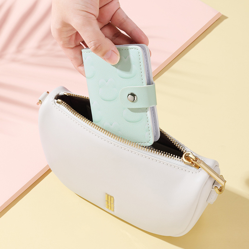 AILUN's fresh and cute cartoon embossed rabbit 20 card case with anti-demagnetization buckle Specification drawing