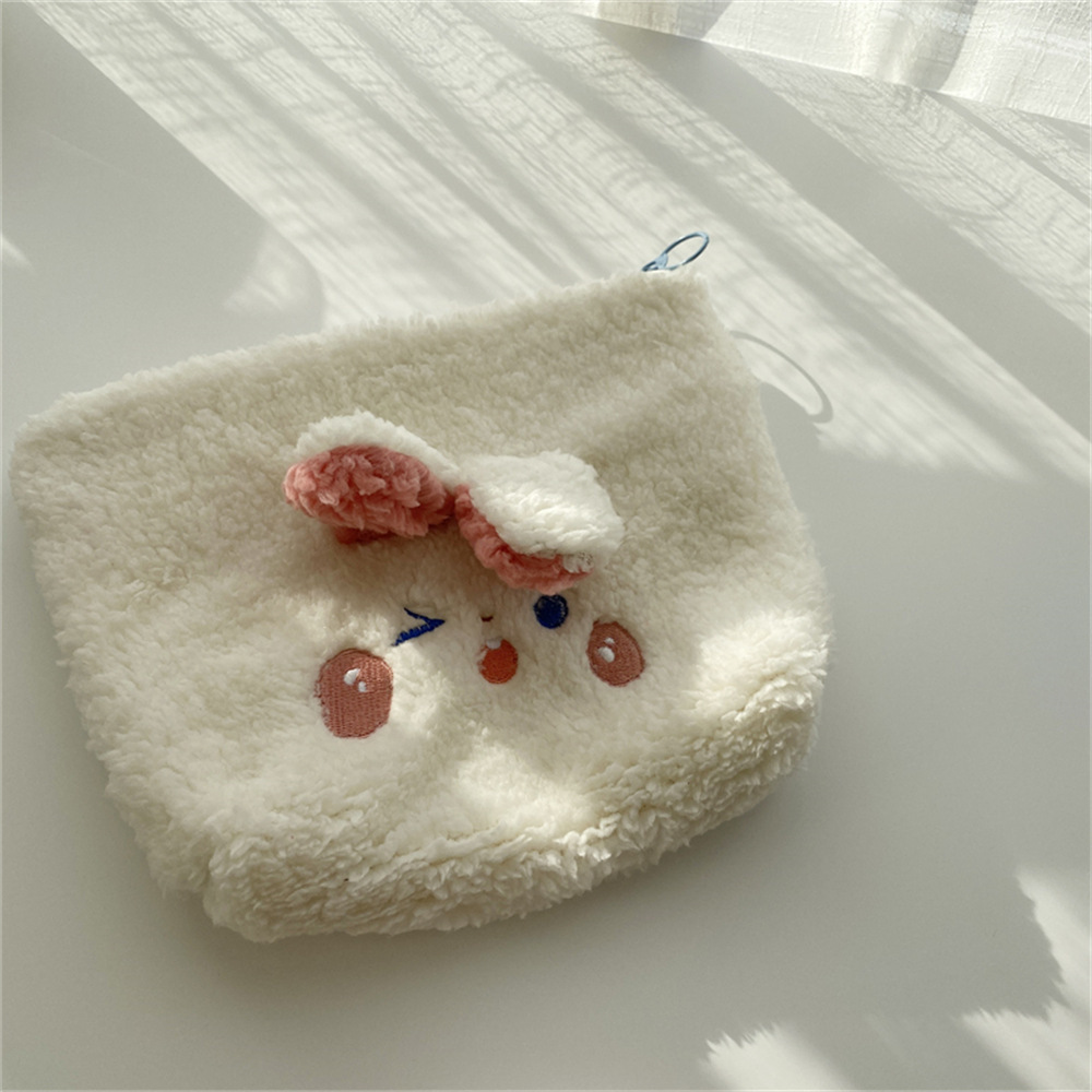 110163 Soft and cute rabbit large-capacity storage bag, embroidered loose change storage, portable, high appearance level travel bag details Picture