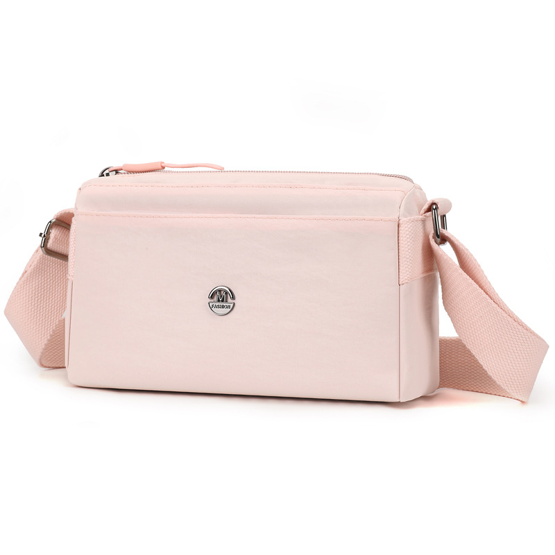 Fashion Women's Bag 2024 Autumn New Nylon fabric small shoulder bag, cross-border trend for women, casual crossbody small square bag Item Picture