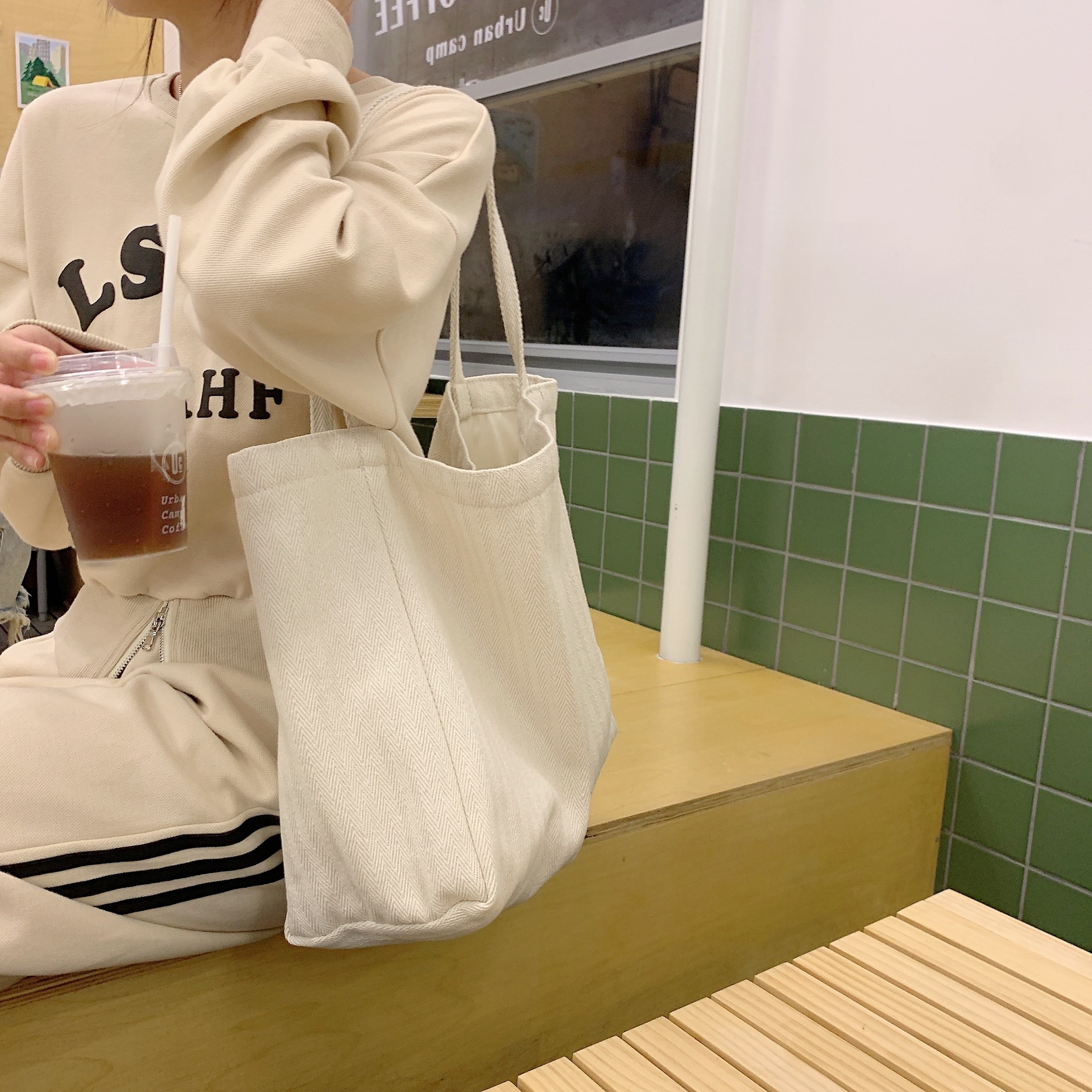 21085 ins Korean-style student vest bag, simple single-shoulder bag, hand-held shopping bag, large capacity, solid color series details Picture