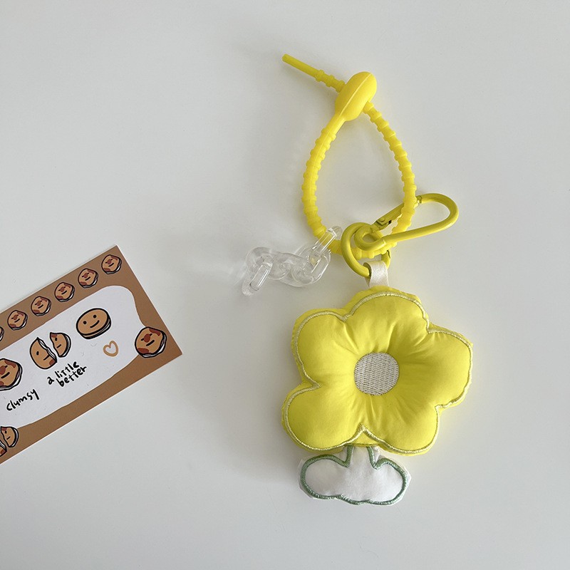 19272 Embroidered flower pendant, bag, accessory, pendant, girl paired with fabric stuffed cotton doll, cute girl Application Scenario