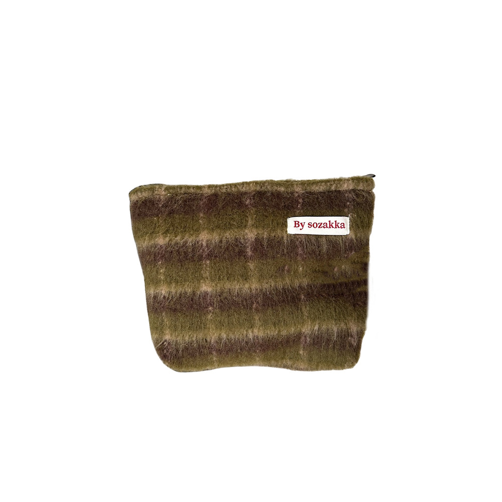 The 311023 ins Korean style checkered retro simple large-capacity woolen makeup bag is paired with a pocket purse Item Picture