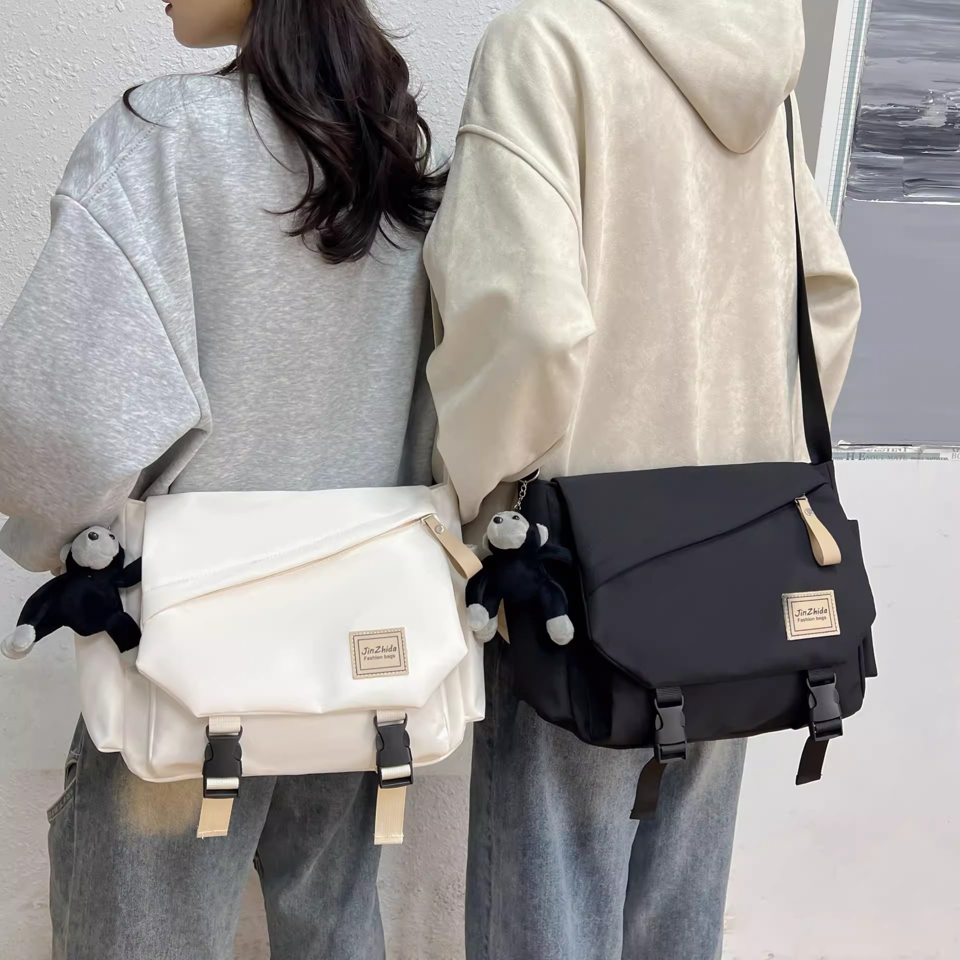 Harajuku Gakuen style crossbody bag for women, ins Japanese style, versatile, large-capacity single-shoulder bag for campus, student class tutorial bag full figure