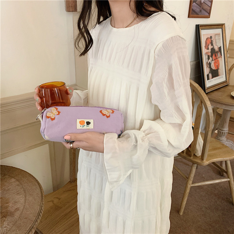 22141 Simple pen case for Japanese and Korean students, embroidered butterfly, large-capacity fabric stationery storage bag, makeup bag for girls Application Scenario