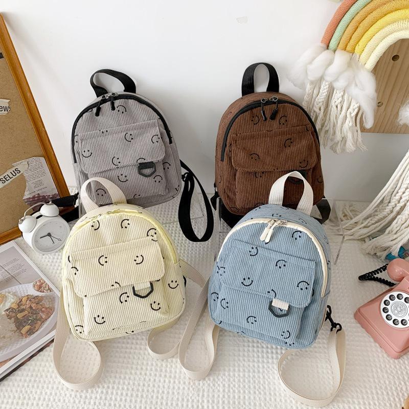 British-style versatile and cute single-shoulder mini crossbody bag 2023 new artistic and casual small bag backpack batch full figure