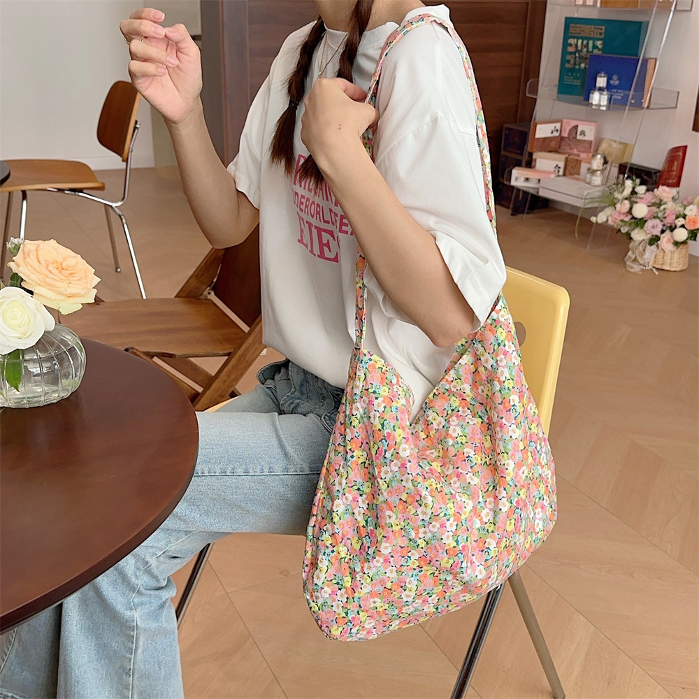 3971 canvas bag, women's single-shoulder small floral print, college students' class ins cloth bag, large capacity crossbody tote bag details Picture